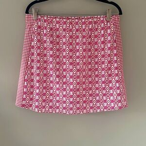 J. McLaughlin Womens Palm Spring Skort 
White/Pink Mini Geo Print Sz Large Chic